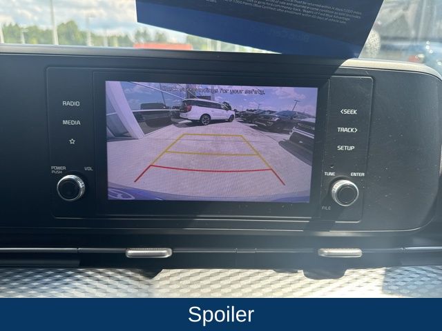 2022 Kia Carnival LX photo 19