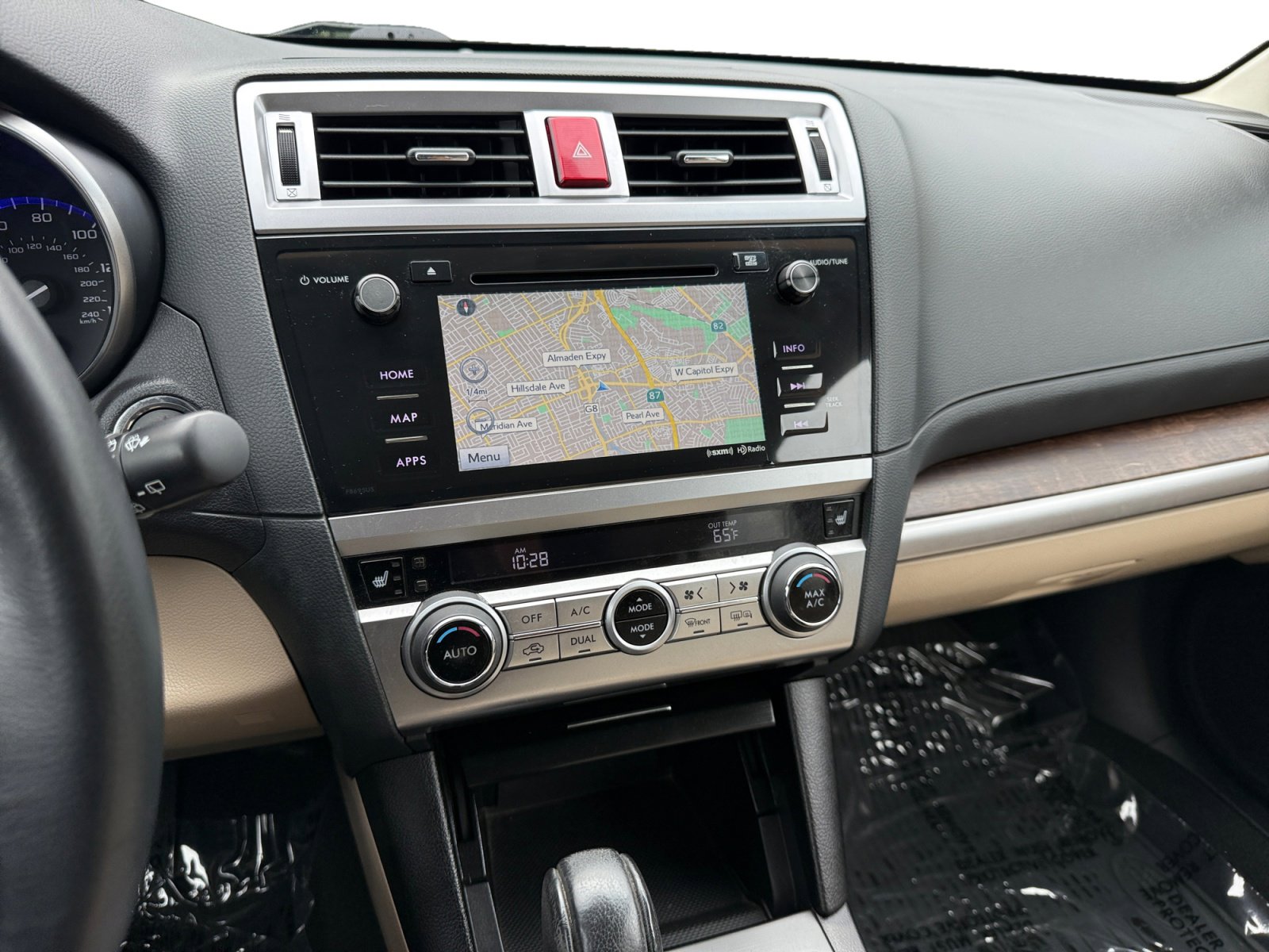 2016 Subaru Outback 2.5i photo 11