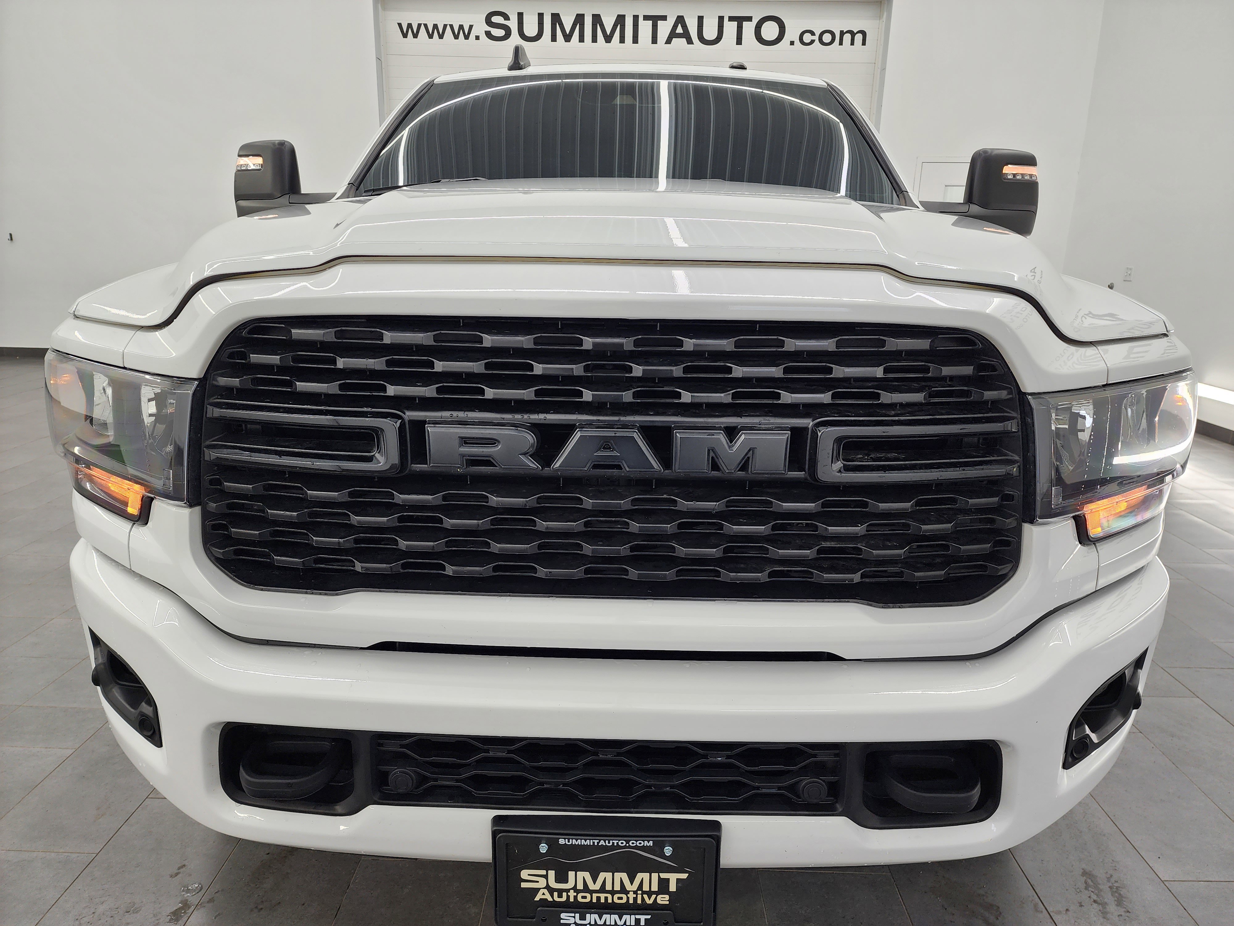 2024 Ram 2500 Big Horn photo 4