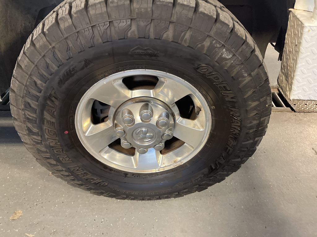 2011 Dodge Ram 3500 Laramie photo 18