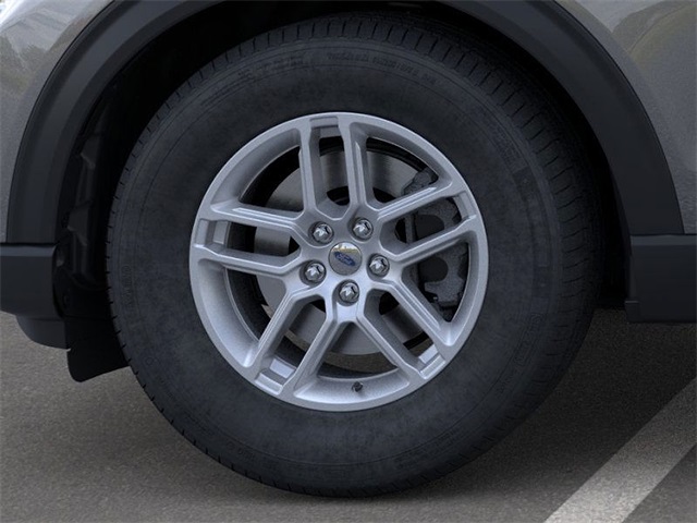2025 Ford Explorer photo 17