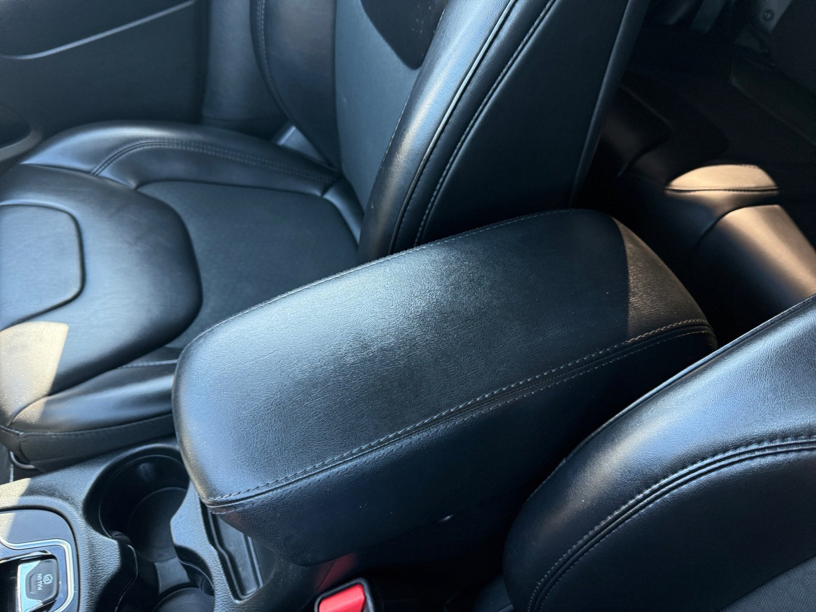 2019 Jeep Cherokee Altitude photo 13