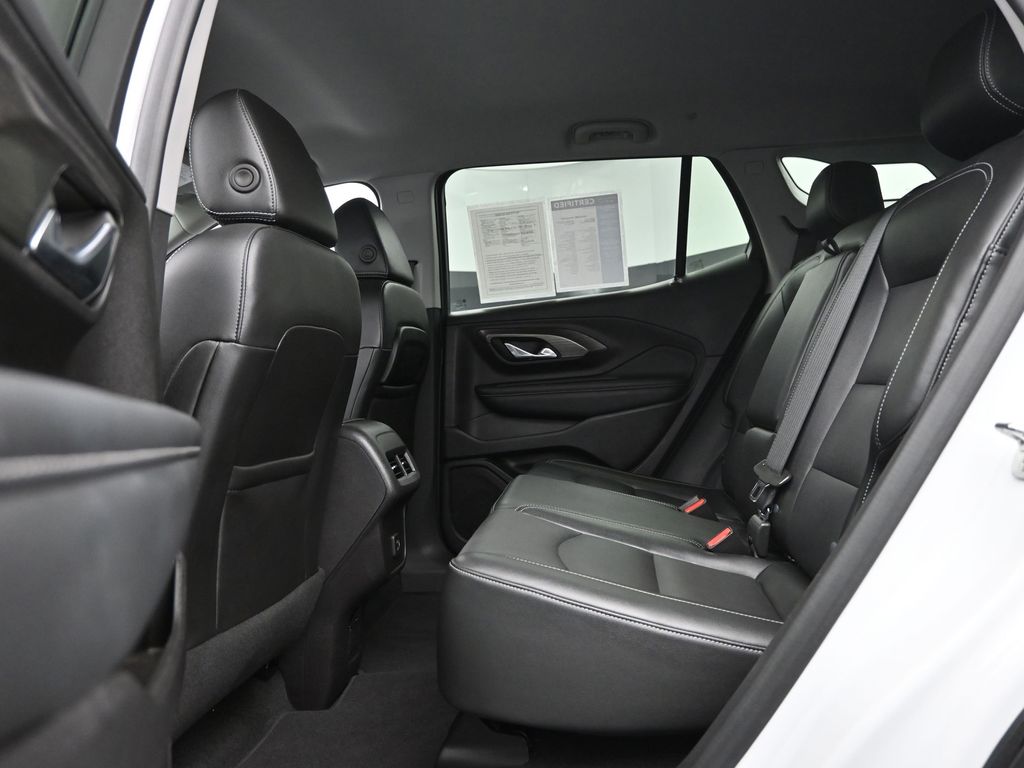 2024 Gmc Terrain SLT photo 8