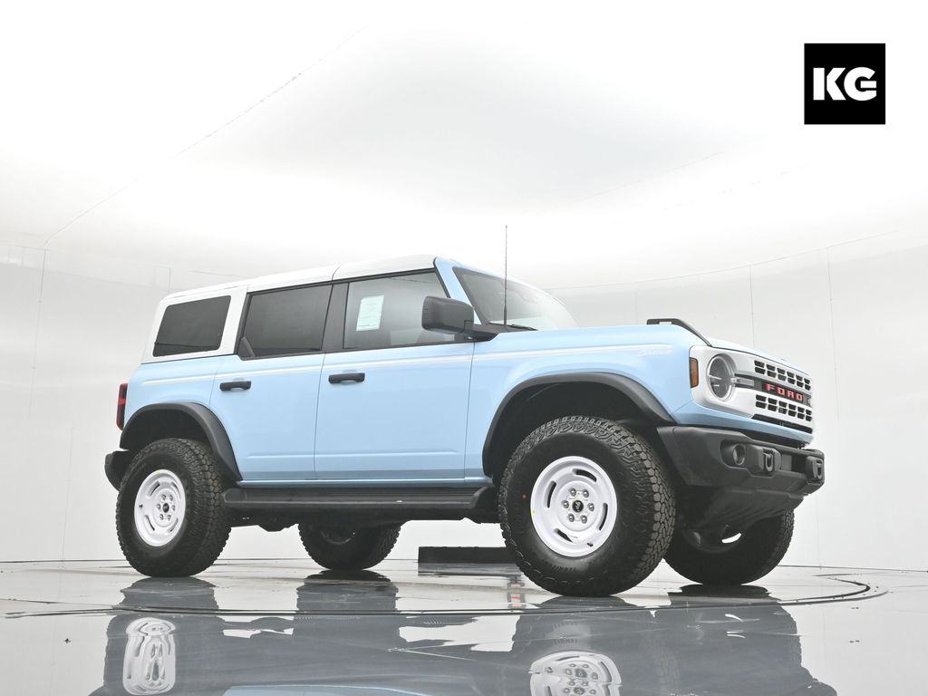 2025 Ford Bronco 4-Door Heritage Editon's photo