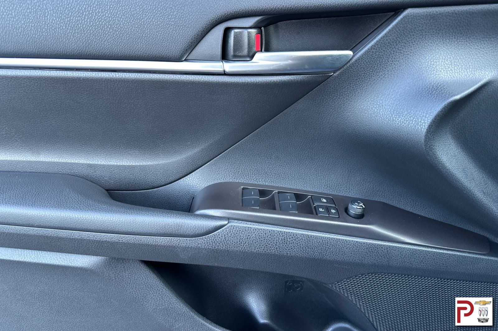 2024 Toyota Camry SE photo 11