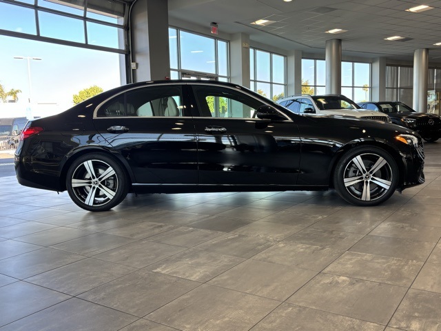 2025 Mercedes Benz C 300 photo 2
