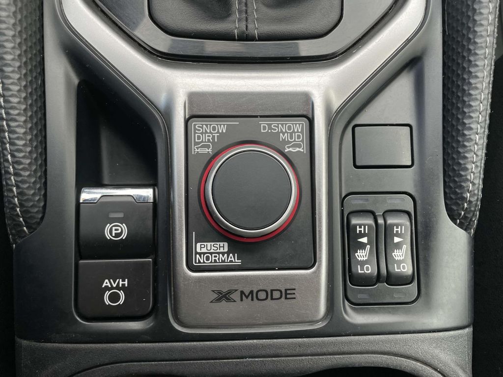 2024 Subaru Forester Touring photo 18