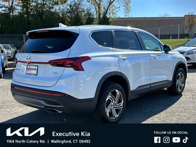 Used 2021 Hyundai Santa Fe SE with VIN 5NMS1DAJ2MH348666 for sale in Wallingford, CT
