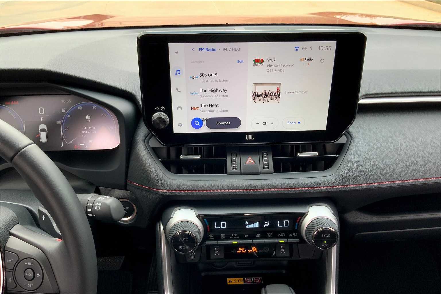 2025 Toyota RAV4 Hybrid XSE photo 12