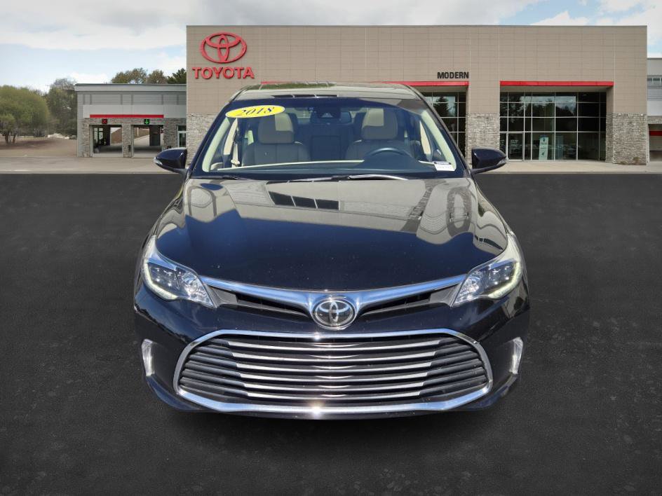 2018 Toyota Avalon Limited photo 2