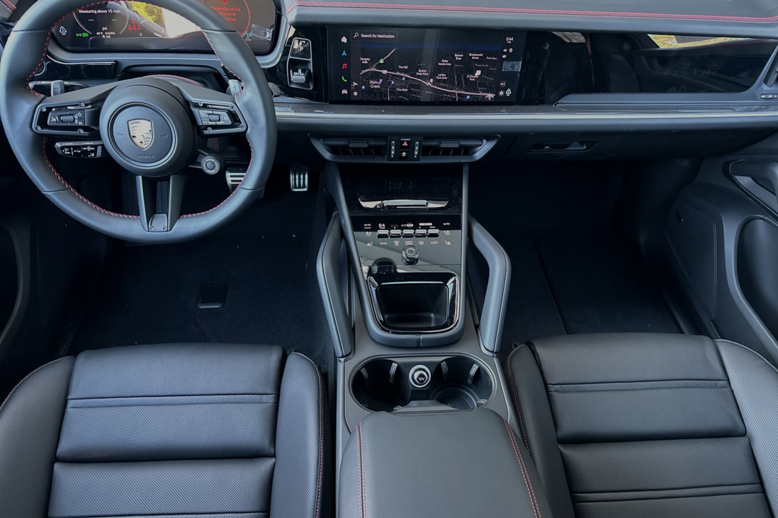 2025 Porsche Cayenne Turbo E-Hybrid photo 6