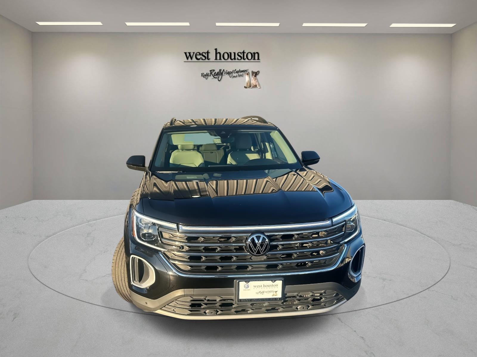 2024 Volkswagen Atlas SE Technology photo 2