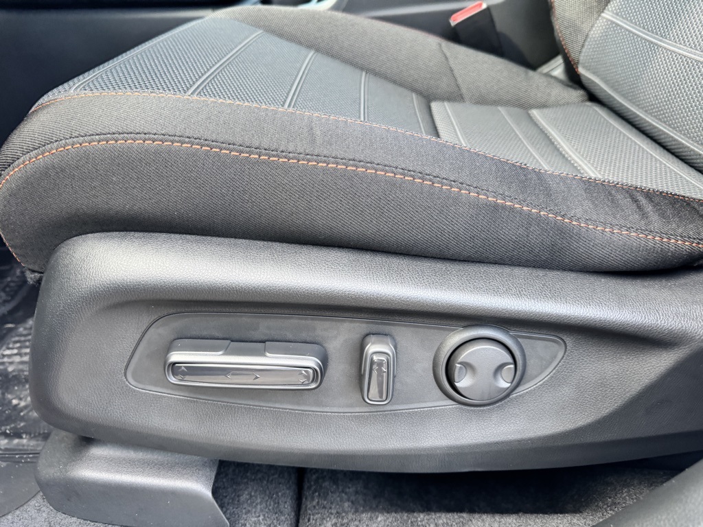 2026 Honda CR-V Hybrid photo 13