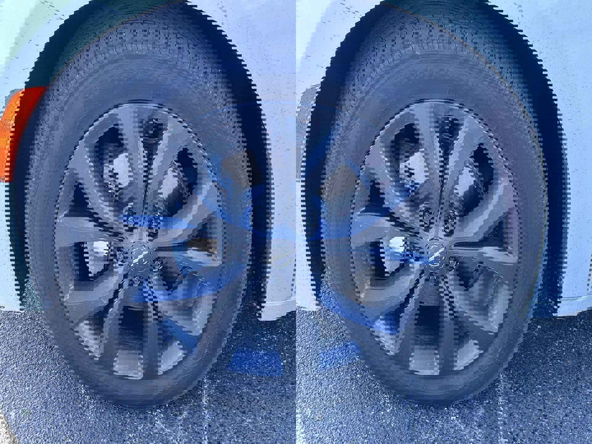 Used 2019 Chrysler Pacifica Touring Plus with VIN 2C4RC1FG6KR532323 for sale in Kansas City