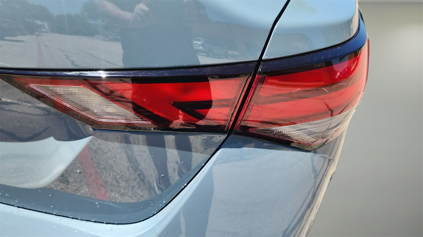2025 Nissan Sentra SV photo 19