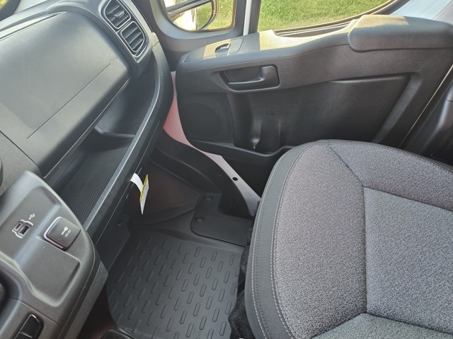 2025 Ram ProMaster 2500 Base photo 11