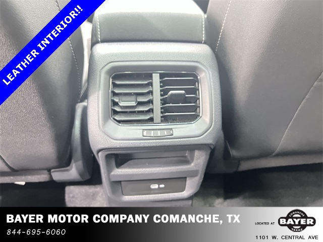 2024 Volkswagen Taos SE photo 18
