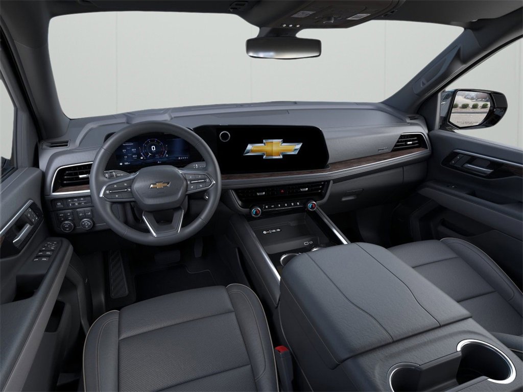 2025 Chevrolet Suburban Premier photo 12