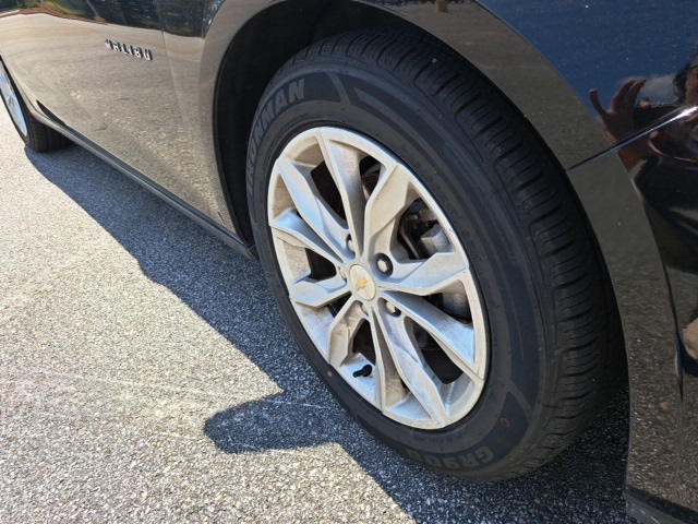2024 Chevrolet Malibu 1LT photo 4
