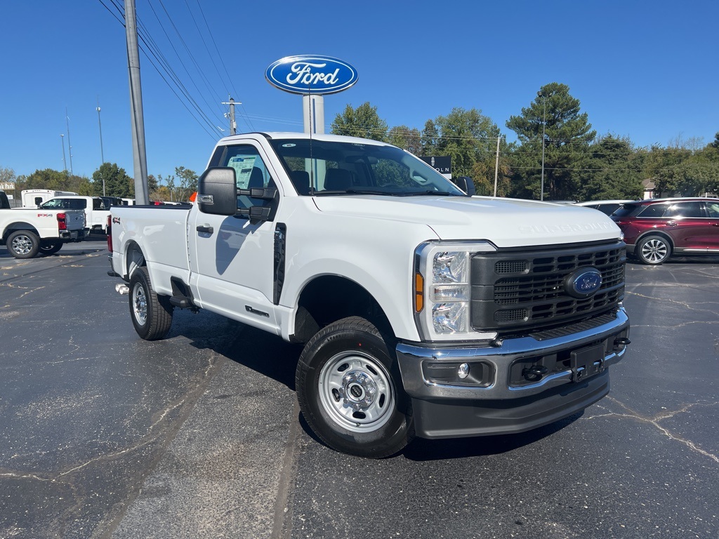 2026 Ford F-250 Super Duty XL's photo