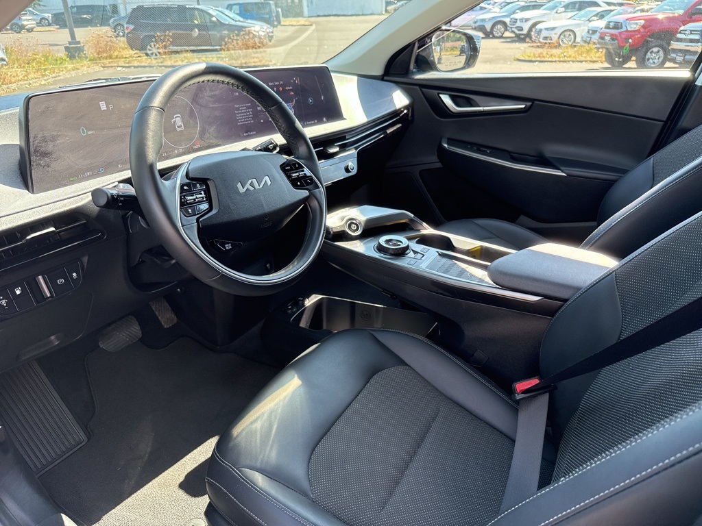 2024 Kia EV6 Light photo 16