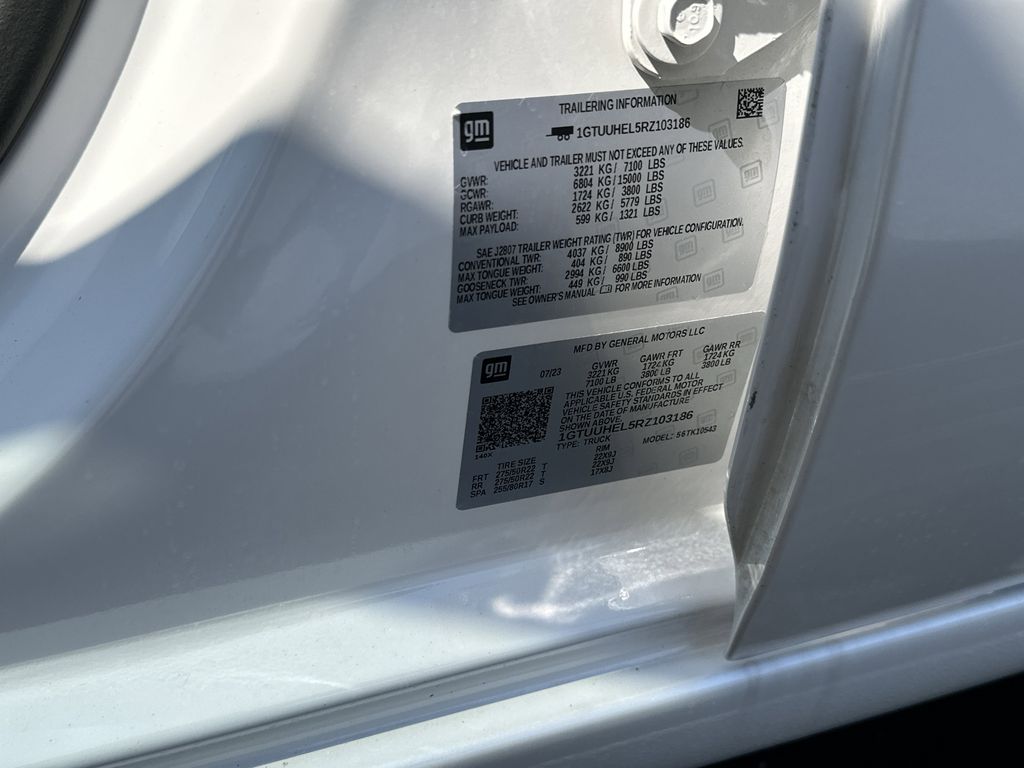 2024 GMC SIERRA - Image 26