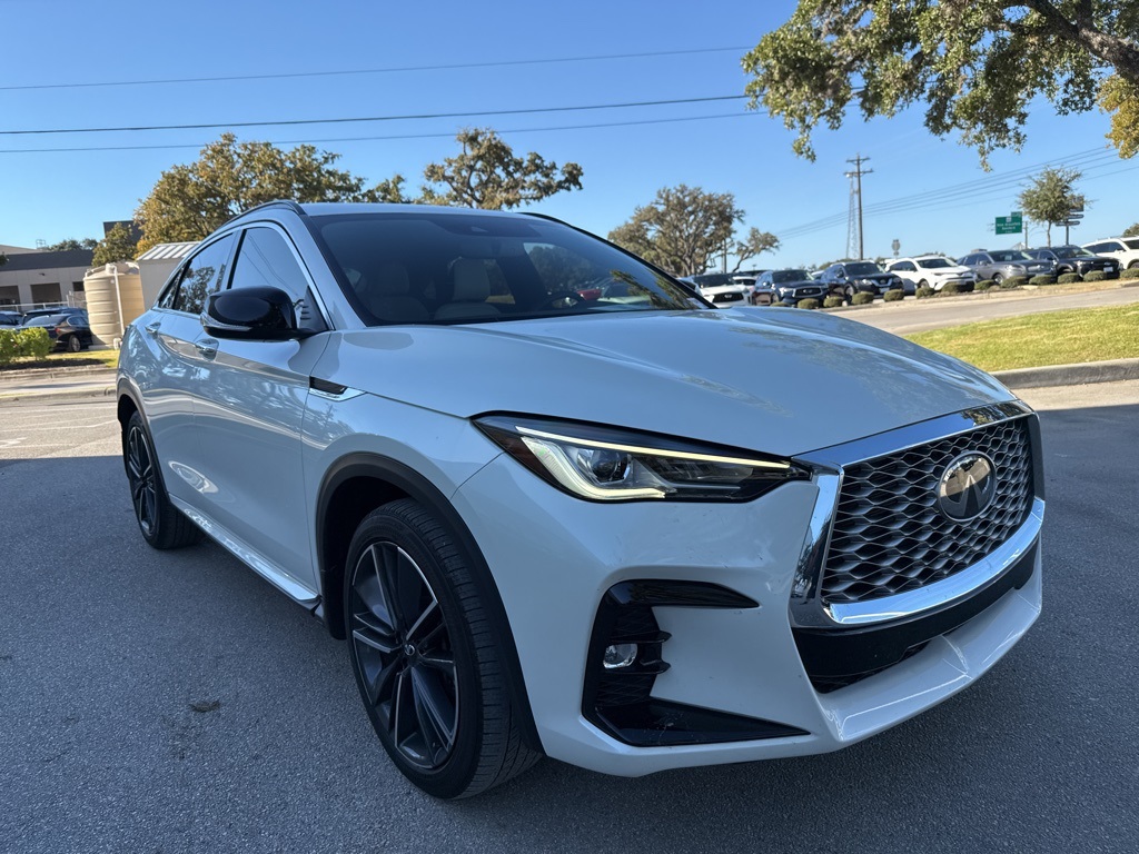 2023 Infiniti QX55 Luxe photo 3