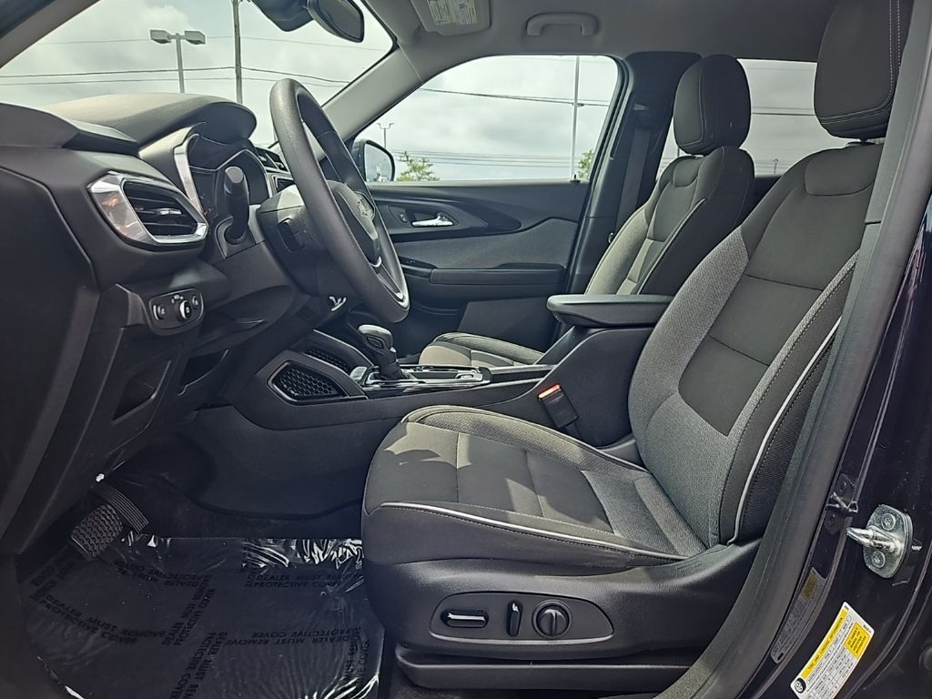 2021 Chevrolet Trailblazer LT photo 9