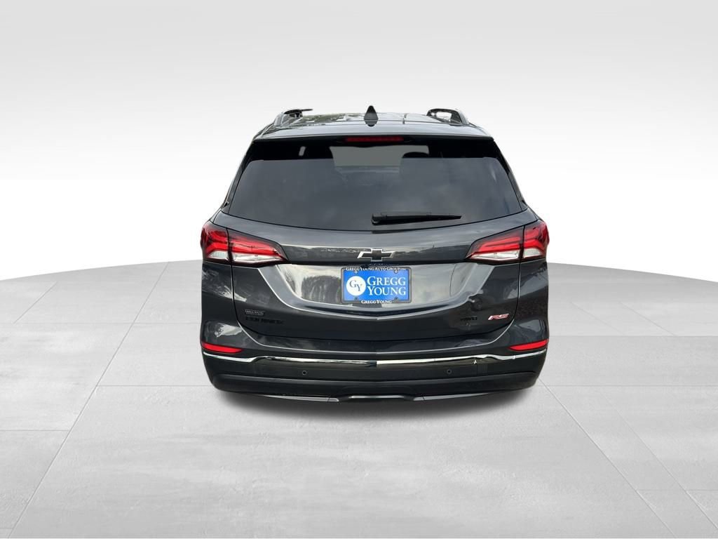 2023 Chevrolet Equinox RS photo 2