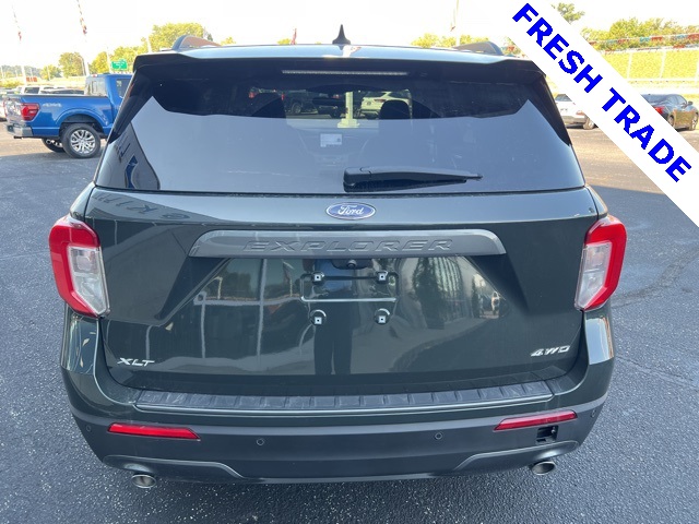2023 Ford Explorer XLT photo 6
