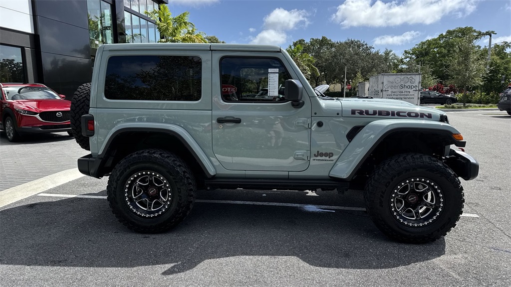 2023 Jeep Wrangler Two-Door Rubicon photo 4