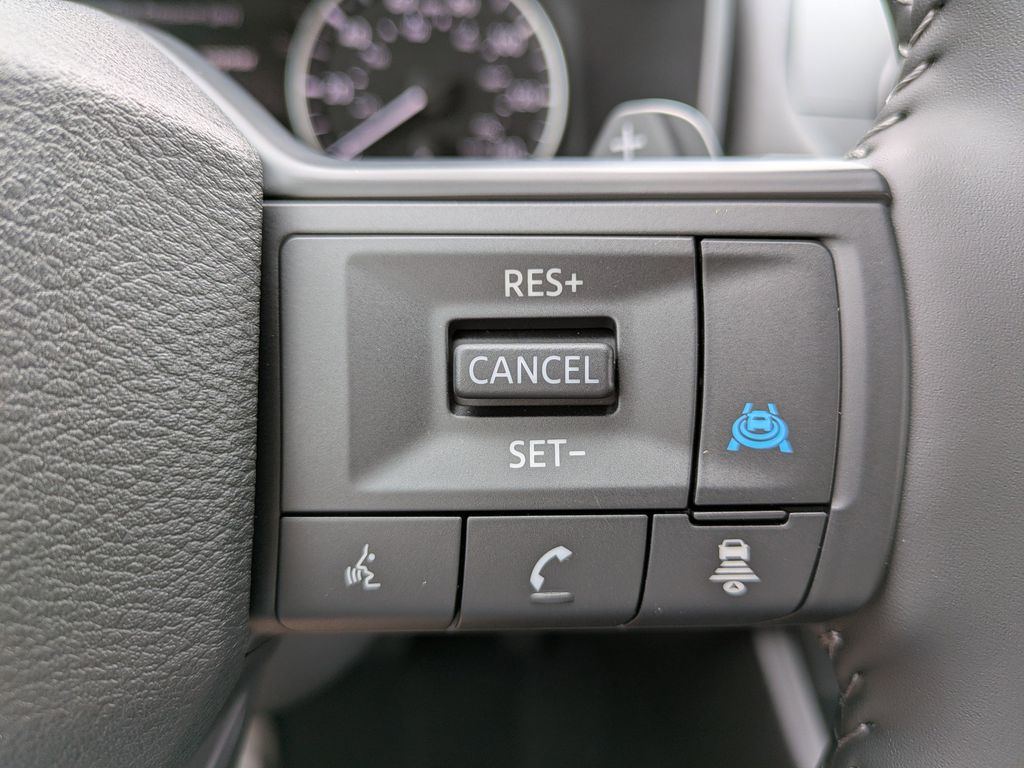 2026 Nissan Rogue SV photo 21