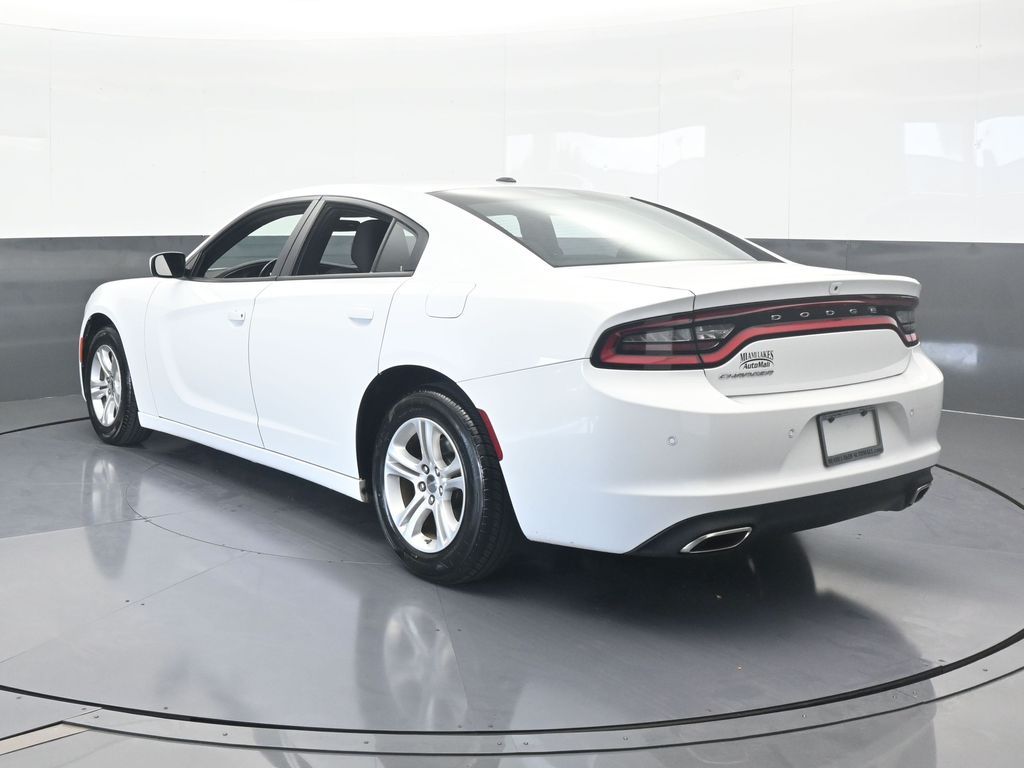2022 Dodge Charger SXT photo 3