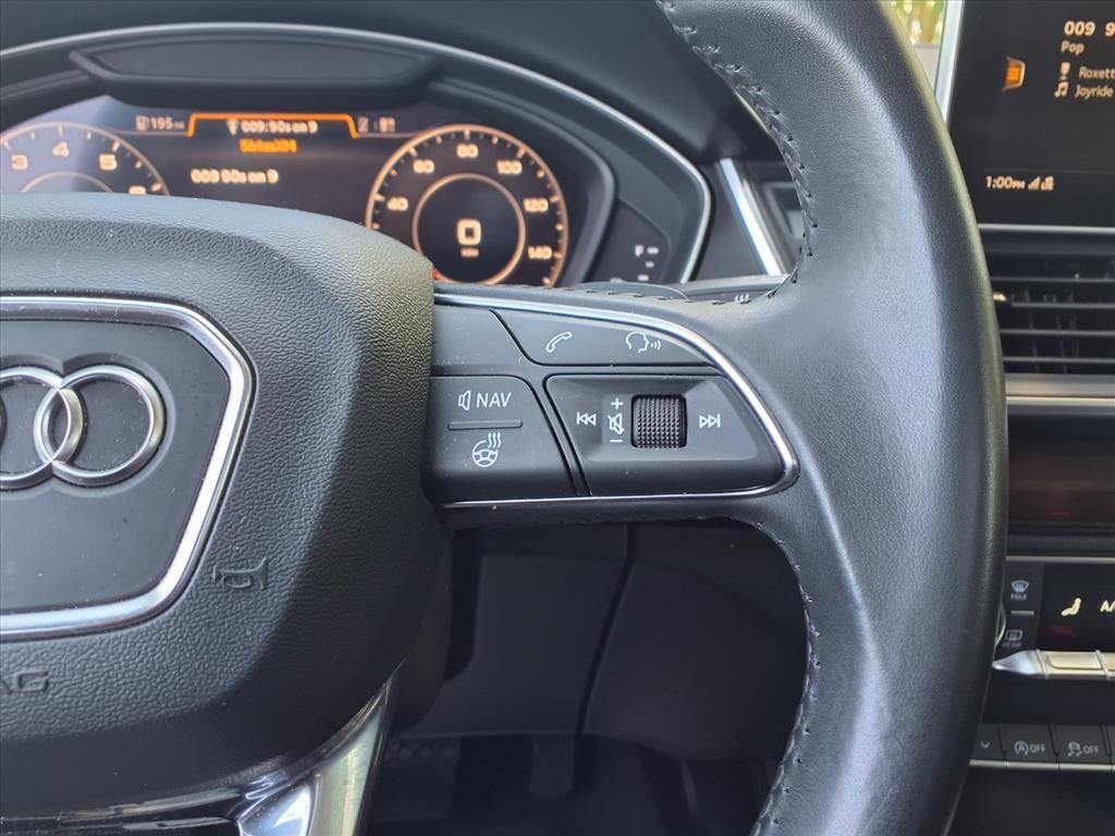 2020 Audi Q5 45 Premium Plus photo 15