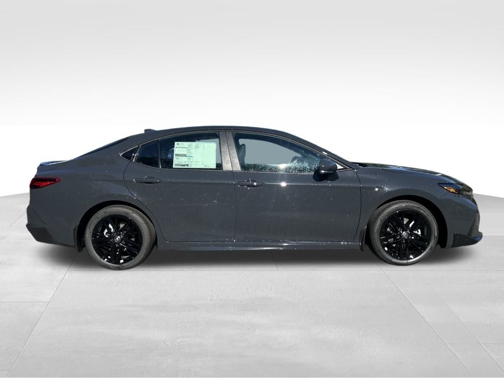 2026 Toyota Camry SE photo 6