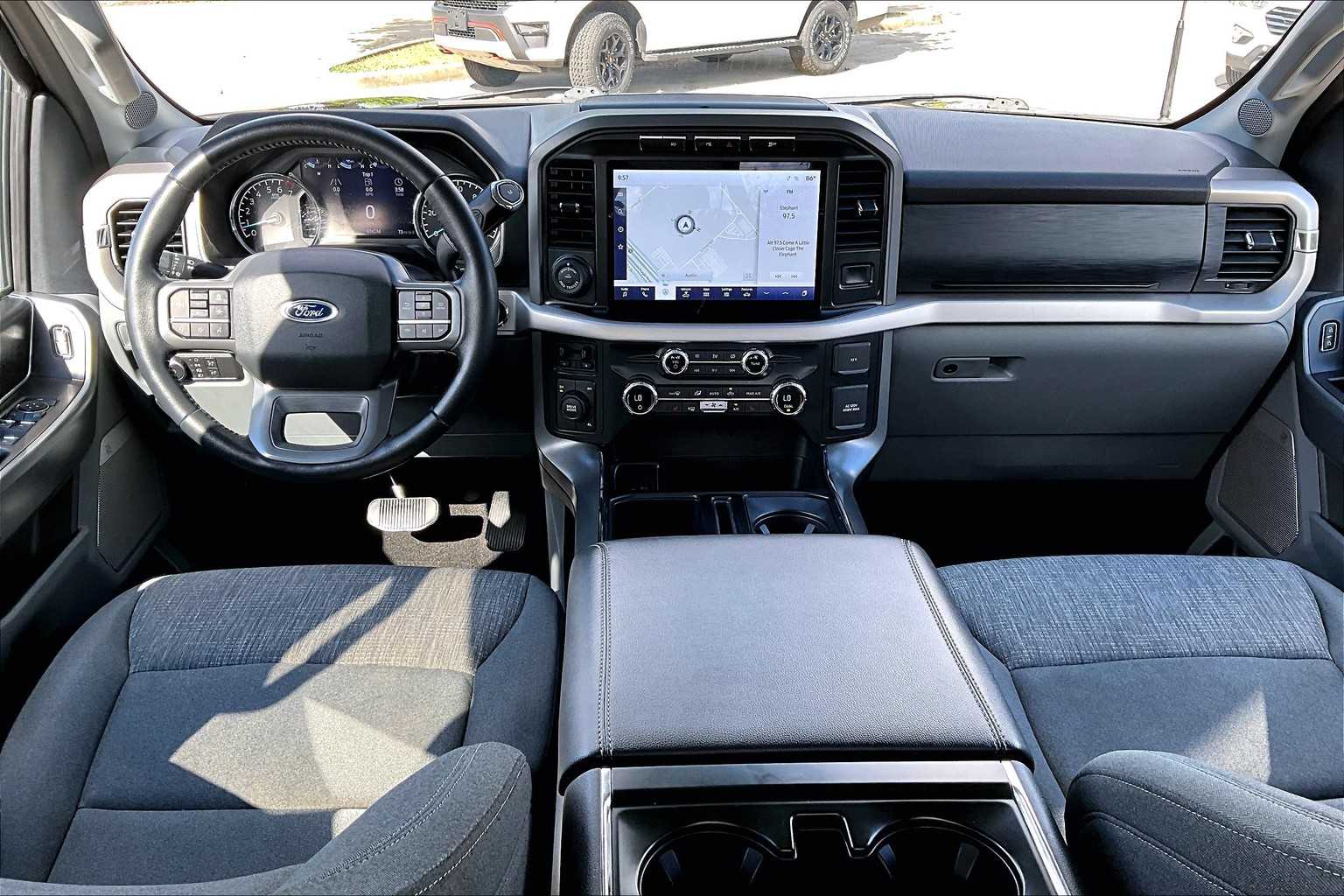 2021 Ford F-150 XLT photo 15