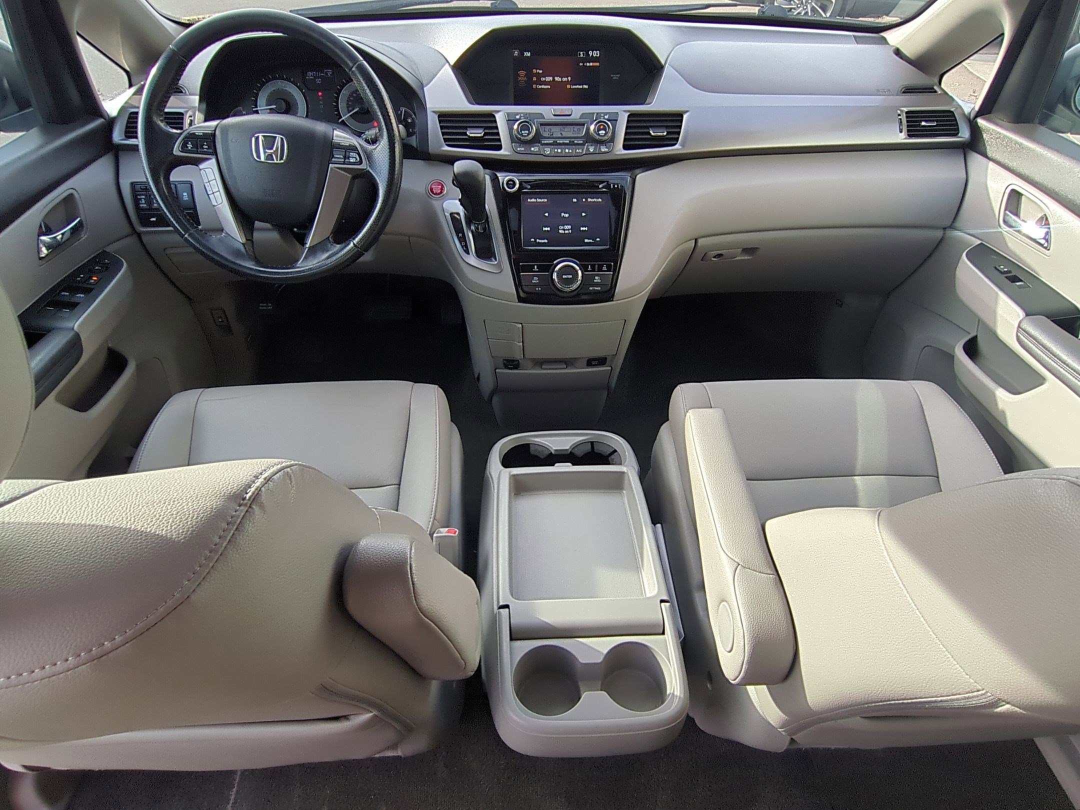 2015 Honda Odyssey EX-L photo 24
