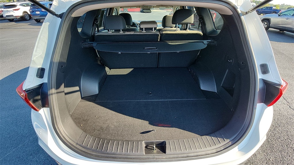 2020 Hyundai Santa Fe SE photo 25