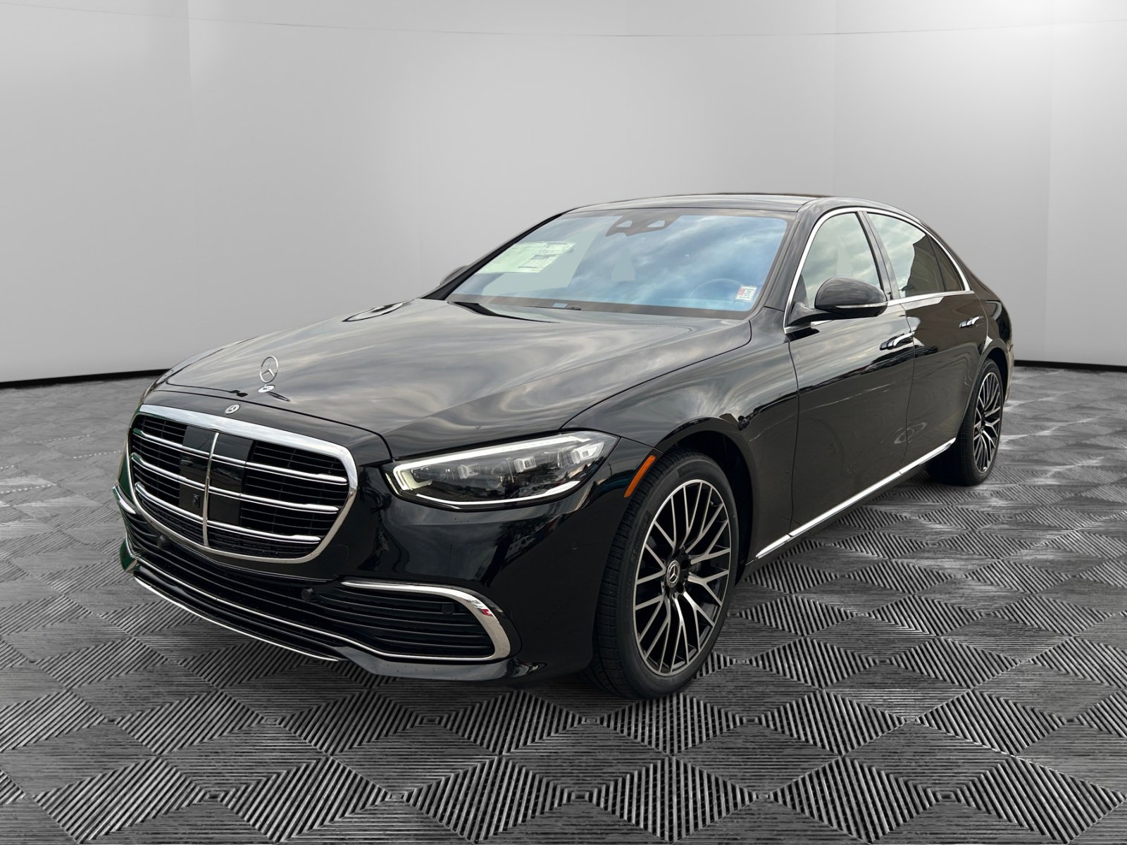2026 Mercedes Benz S 580 4MATIC photo 7