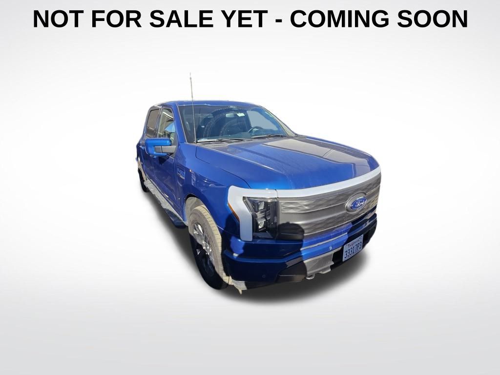 2022 Ford F-150 Lightning Lariat's photo