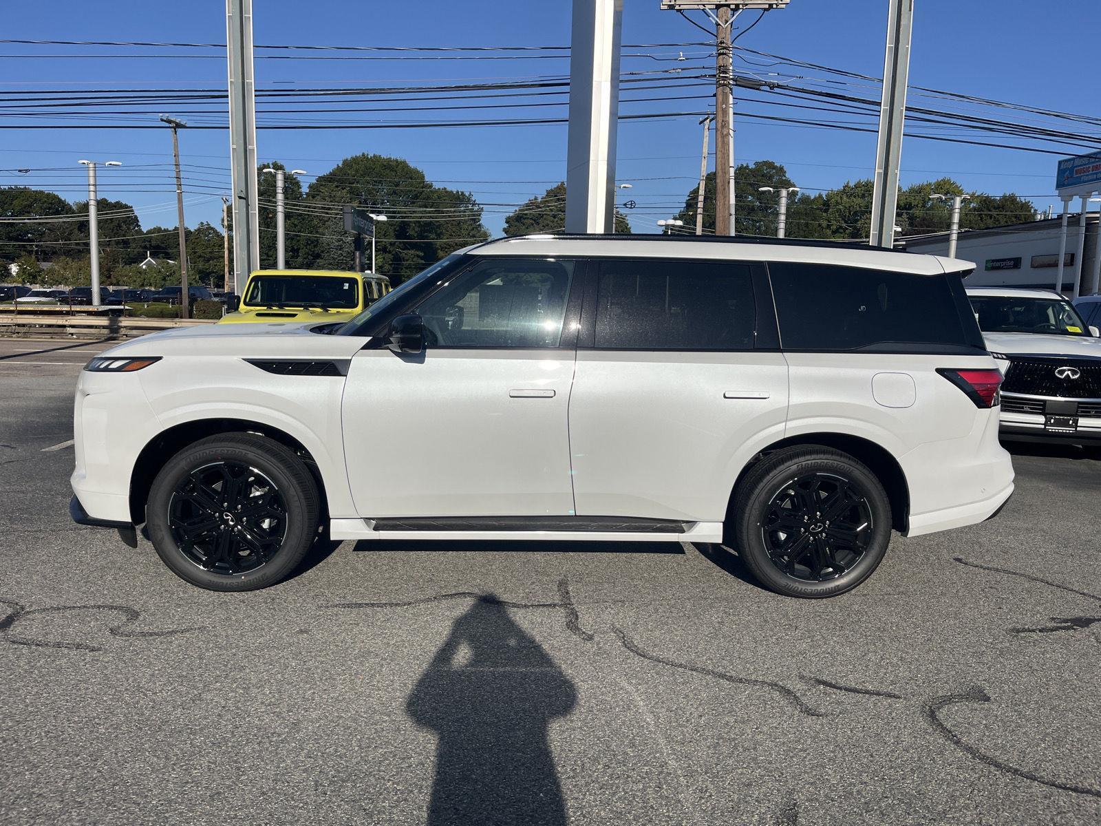 2026 Infiniti QX80 Sensory photo 5