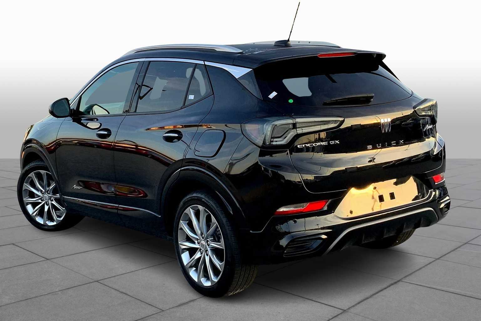 2024 Buick Encore GX Avenir photo 10