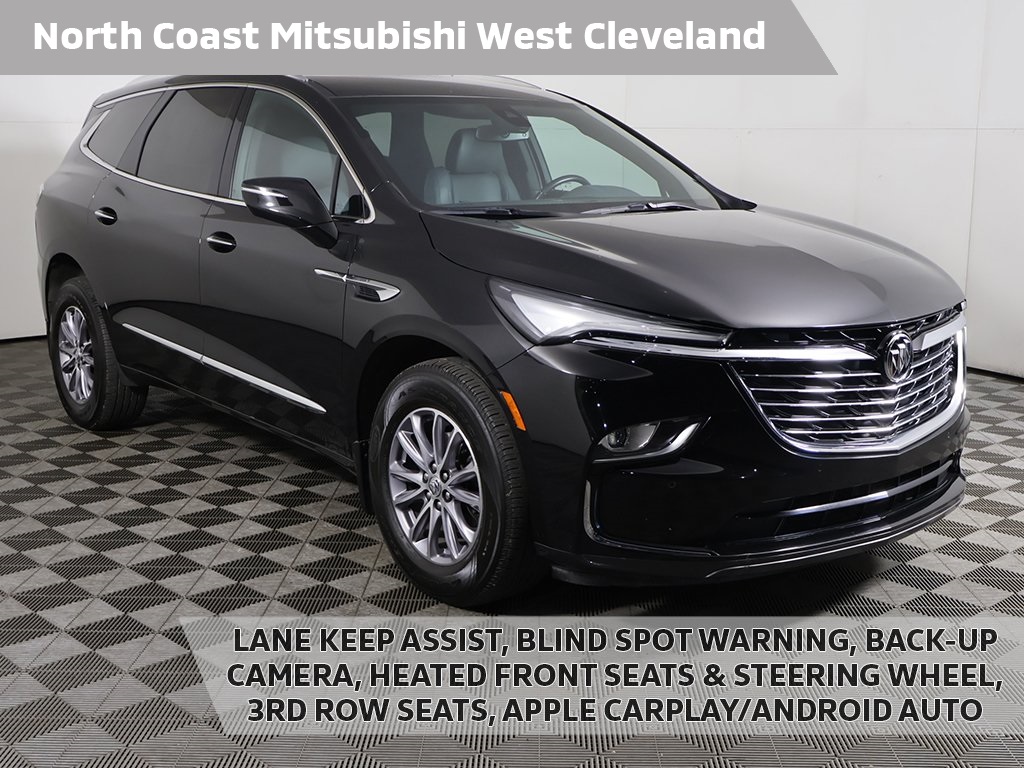 2023 Buick Enclave Essence's photo