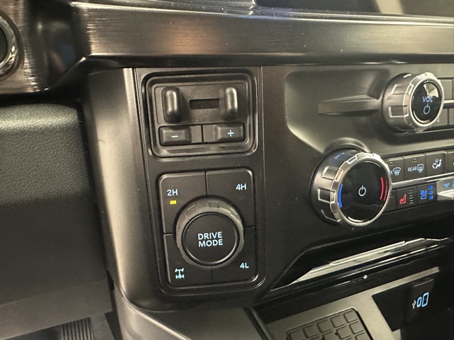2026 Ford F-350 Lariat photo 29