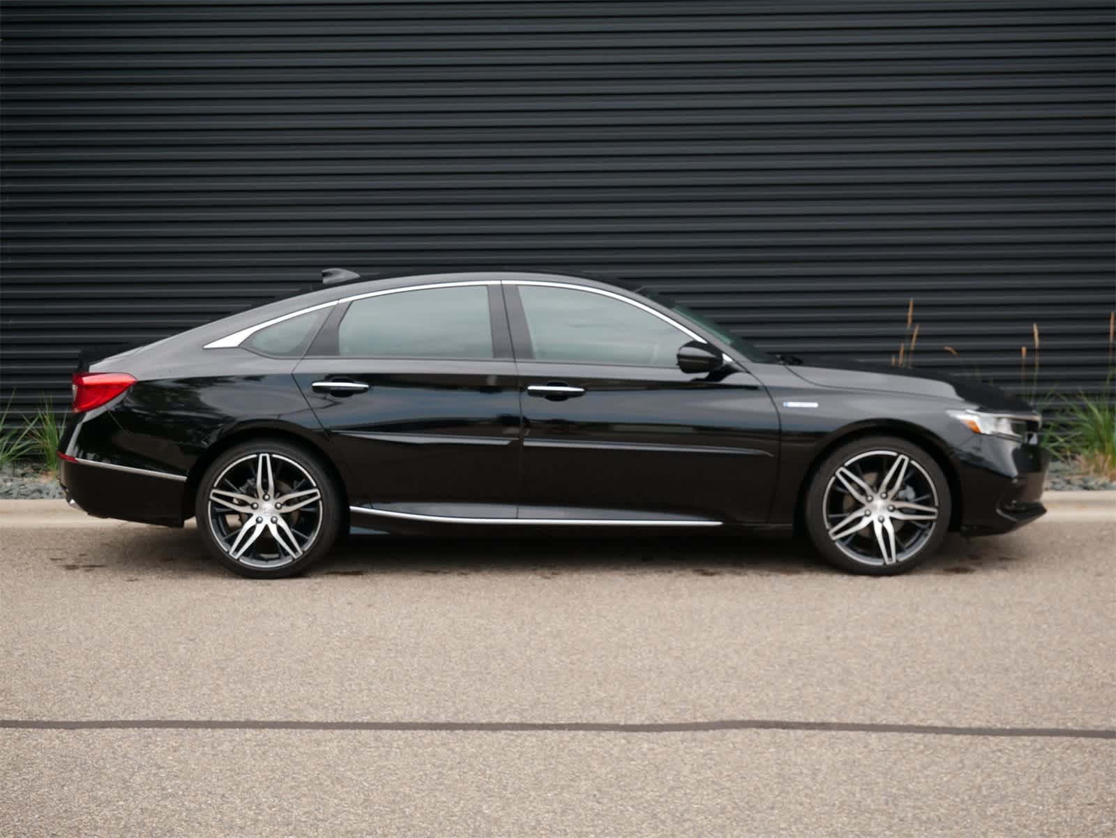 2021 Honda Accord Hybrid Touring photo 21