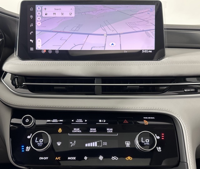2026 Infiniti QX60 Luxe photo 14