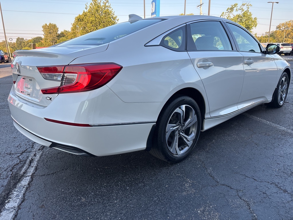 2019 Honda Accord EX-L photo 4