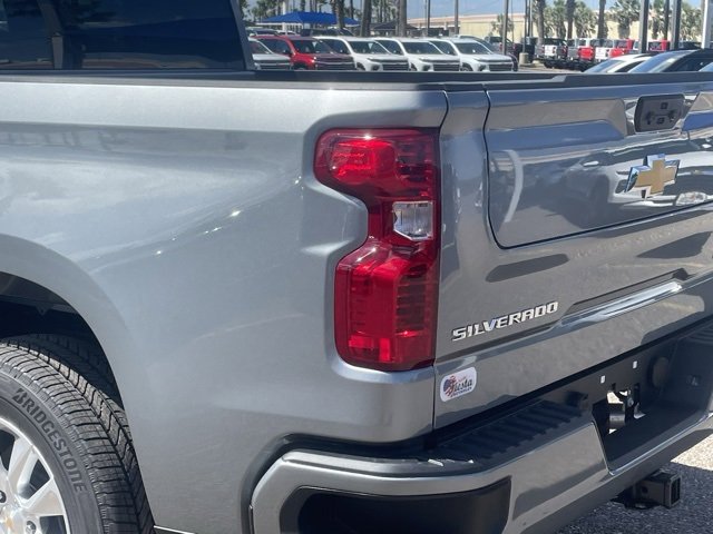 2026 Chevrolet Silverado 1500 Custom photo 10