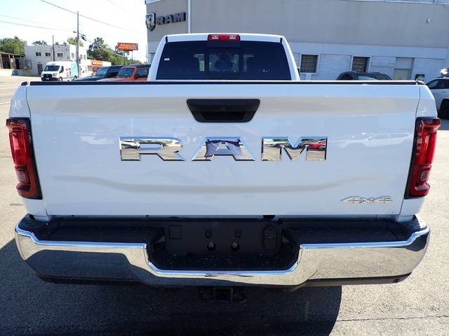 2026 Ram 3500 Tradesman photo 4