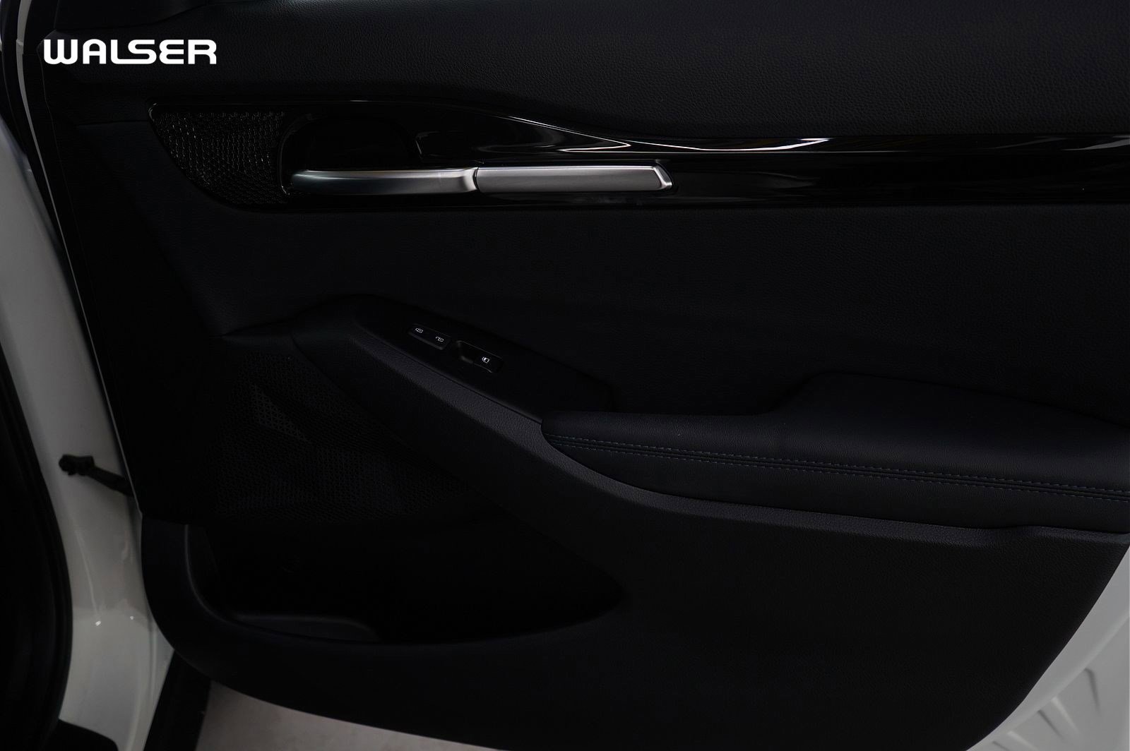 2023 Kia Seltos Nightfall's photo